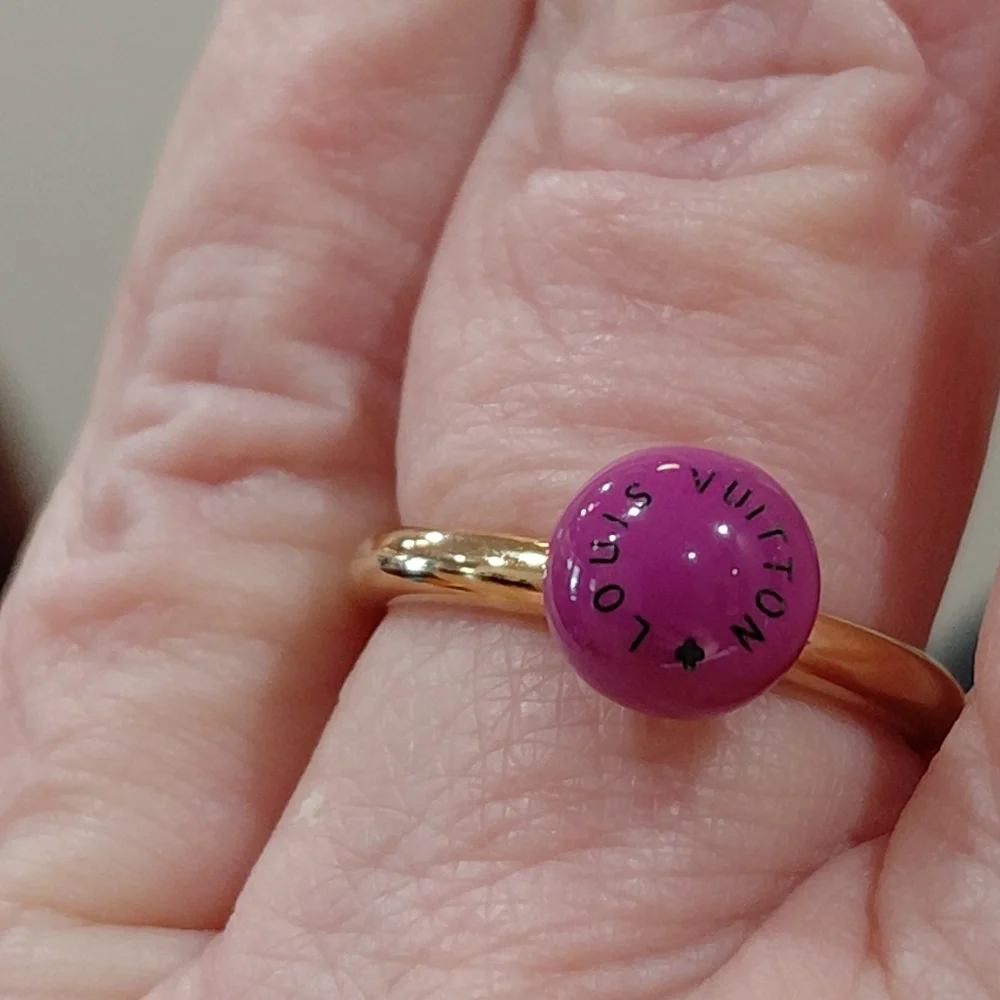Louis Vuitton Bergwelt Cosmopolitan Signet Ring Purple Gold 7.5/7.75